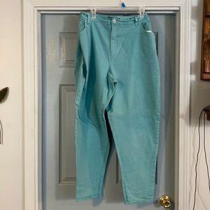 Gloria Vanderbilt jeans